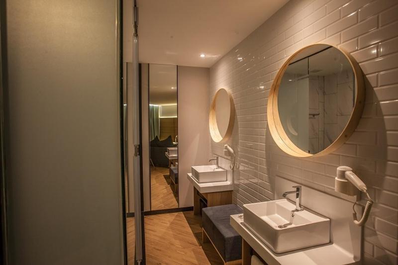 Hako Hotel Johor Bahru Extérieur photo